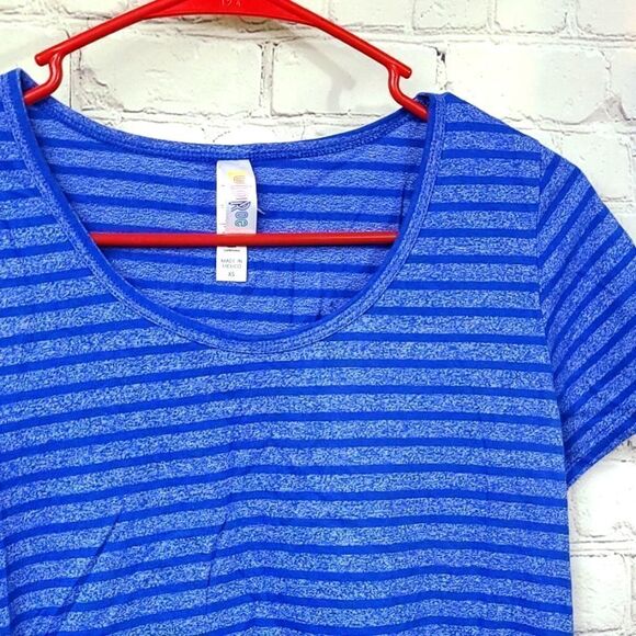 LuLaRoe Classic T Shirt XS (2/4) Blue Stripe Tee Knit Women's A-Line Swing Top - Picture 6 of 8